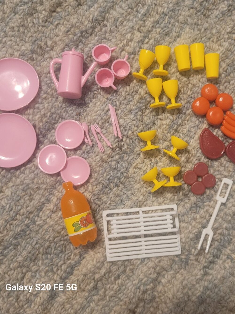 Large Vintage Set of Barbie kitchen  Items